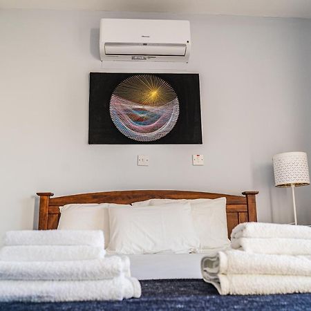 Anemomylos Guesthouse Paralimni Buitenkant foto