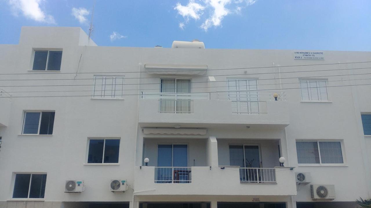 Anemomylos Guesthouse Paralimni Buitenkant foto