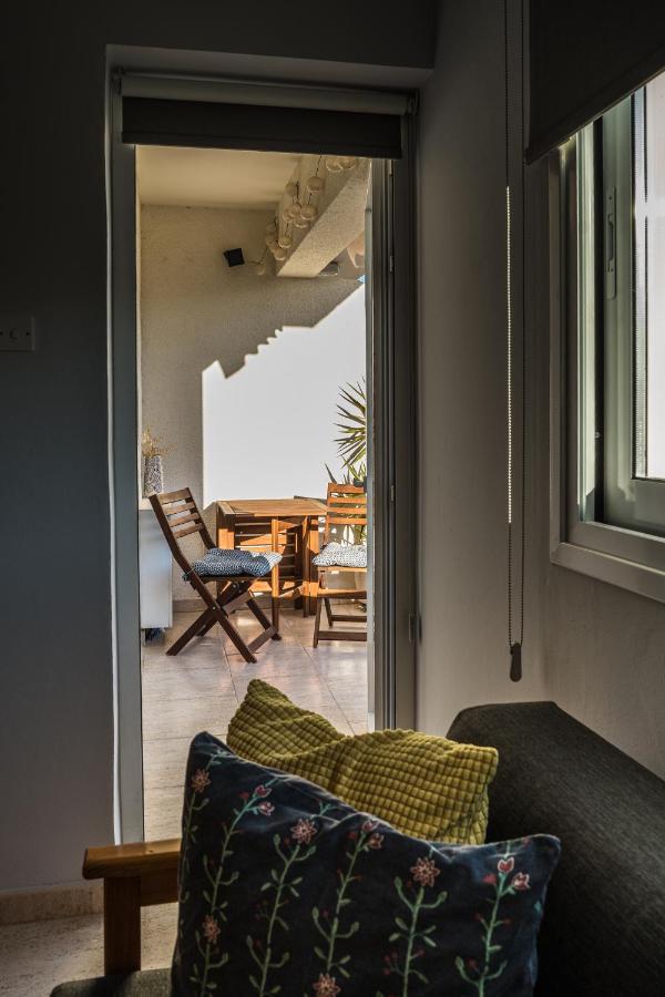 Anemomylos Guesthouse Paralimni Buitenkant foto